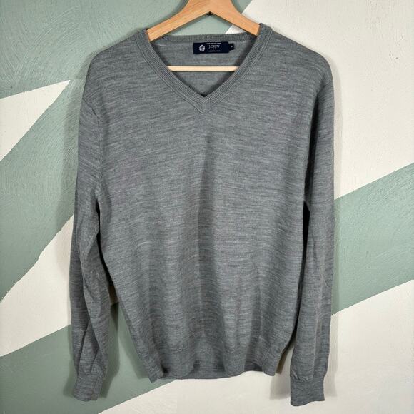 J. Crew Men's Merino Wool V Neck Sweater Medium Style 17387 Pullover Gray Top - Picture 8 of 9